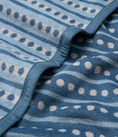 Chappy Wrap -Beach Pebble Cornflower Blanket
